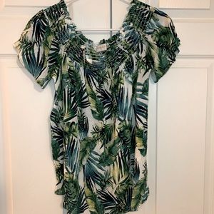 Hailey and Company Size L Off Shoulder Top